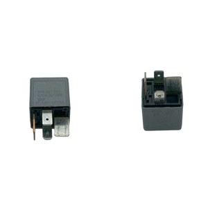 Relé Intermitente para Automóvil Yu Zhou, 12V 4P V23134-J52-X300, Contacto Plateado para Reemplazo y Reparación - Product Image 3