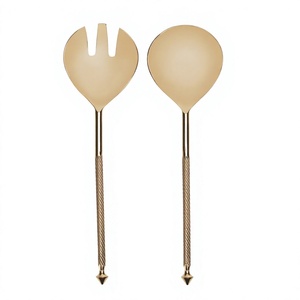 Ensemble de cuillères et fourchettes de service en or mat moderne avec design de manche torsadé pour les occasions de mariage - Product Image 1