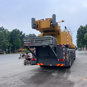 Grue mobile hydraulique d'occasion 300 tonnes SANY SAC3000C8-8, flèche 8 sections 87m, flèche auxiliaire 22m, essieu Kessler, transmission rapide, 2022 - Product Image 4