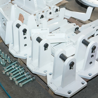 Support de montage métallique en acier au carbone, usiné CNC, pour équipement commercial, avec surface de soudure métallique personnalisée