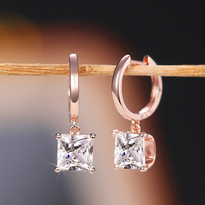 Orecchini a quattro punte con pietre scintillanti per donna, eleganti gioielli per le orecchie in stile ufficio - Product Image 1