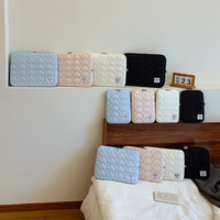 Housse pour ordinateur portable en polyester brodée avec logo personnalisé, tendance, douce, matelassée, pour tablette, 11, 13, 15 pouces, pour iPad