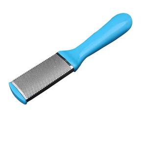 Mini ensemble d'outils de pédicure en métal professionnel outil de suppression de callosités en gros Kit de fichier de nettoyage de peau morte de <span class=keywords><strong>pied</strong></span> - Product Image 4