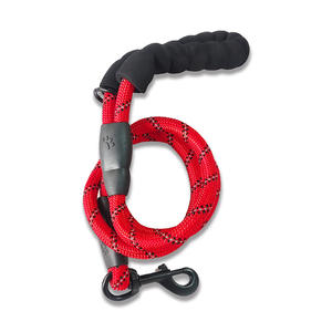 Correa Retráctil para Perro de Nailon de Alta Densidad con Liberación Rápida, Diseño Reflectante, Resistente al Desgaste y Antideslizante para Perros Grandes - Venta al por Mayor - Product Image 4