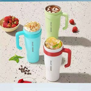 Adults Stainless Steel Tumbler With Large Capacity and Modern Design - Product Image 1