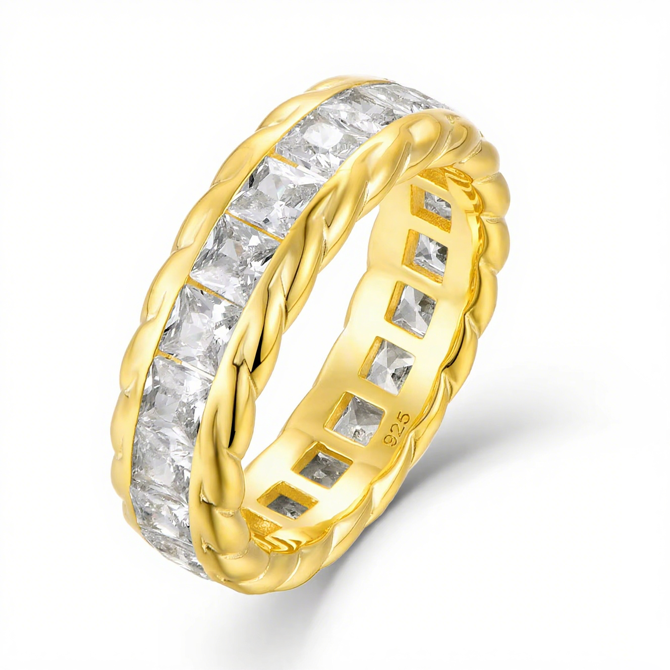 Moissanite dorata