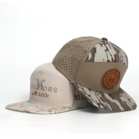 Casquette laser 7 panneaux en tissu imperméable de haute qualité avec logo brodé argenté et visière plate en corde pour mariage et fête