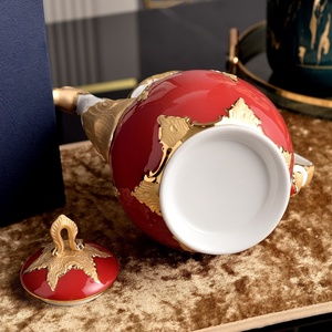 Cafetera de Oro de Alta Gama en Oferta, Vajilla de Lujo para Regalo y Uso Doméstico - Product Image 2