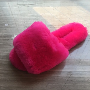Pantofole personalizzate in pelliccia di pecora, tutte le taglie regolari e colori misti, per la casa - Product Image 1