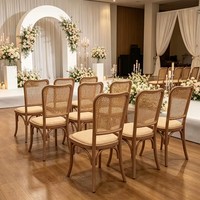 Nouvelle chaise en bois écologique au design nordique moderne, prix usine, avec dossier en rotin Bjflamingo et coussin moelleux pour mariage et banquet