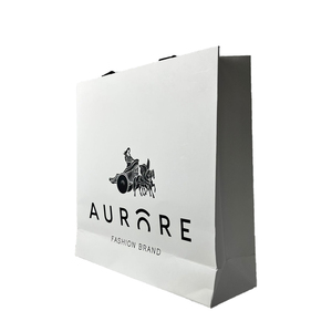 Sacs en papier personnalisés, bon marché, élégants, de luxe, design doré et blanc, avec votre propre logo - Product Image 4