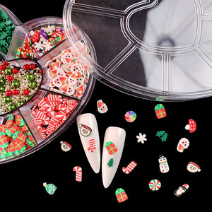 9 décorations d'ongles de Noël en forme de cœur, clochettes de dessin animé en résine, étoiles, sapins de Noël, bonhommes de neige - Product Image 4