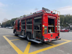 ZHENXIANG nuevo camión de bomberos de espuma de aire comprimido para <span class=keywords><strong>Scania</strong></span> Diesel 4x2 rueda motriz transmisión automática <span class=keywords><strong>cisterna</strong></span> - Product Image 6