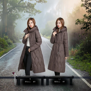 Chaqueta de plumón larga personalizada para mujer, impermeable, transpirable, con cremallera, de nailon, para invierno, al por mayor - Product Image 3