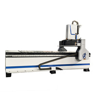 Routeur CNC 1325 en promotion avec broche de 6 kW pour gravure 3D de plaques de porte, travail de meublerie, commande Syntec, servomoteur et pompe à engrenages