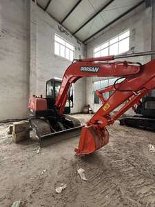 Mini-excavatrice Doosan DH55/DX60 d'occasion, 5,5 tonnes, moteur Yanmar, excellent état, pour la construction et la travaux publics - Product Image 6