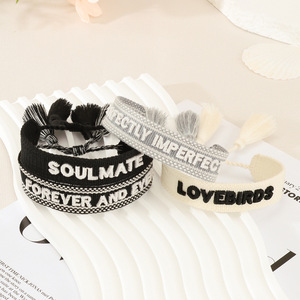 Bracelet à breloques à la mode nouveau style personnalisé unisexe Bracelet tissé à lettres brodées tridimensionnelles transfrontalières - Product Image 3