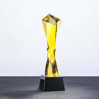 Trofeo Deportivo Ecológico de Cristal con Diseño de Columna Retorcida, Grabado Personalizado con Letras de Estrella de Cinco Puntas para Fin de Año