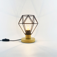 Lámpara de Mesa de Diseño Personalizado, Clásica y Creativa, 220V, Lámpara LED de Noche para Hotel y Dormitorio