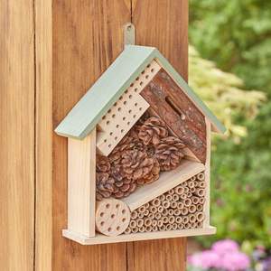 บ้านแมลงไม้ Meetu หลายช่อง สำหรับตกแต่งสวนกลางแจ้ง โรงแรมแมลงสำหรับผึ้งและผีเสื้อ สีเขียวอ่อน บ้านผึ้ง - Product Image 3