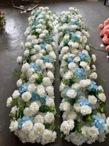 <span class=keywords><strong>Guirnalda</strong></span> <span class=keywords><strong>de</strong></span> <span class=keywords><strong>Flores</strong></span> Artificiales <span class=keywords><strong>de</strong></span> Seda <span class=keywords><strong>de</strong></span> Alta Calidad para Mesa <span class=keywords><strong>de</strong></span> Comedor, Decoración Romántica para Bodas, Día <span class=keywords><strong>de</strong></span> la Madre y Año Nuevo, Camino <span class=keywords><strong>de</strong></span> Mesa con Rosas Blancas y Azules - Product Image 1