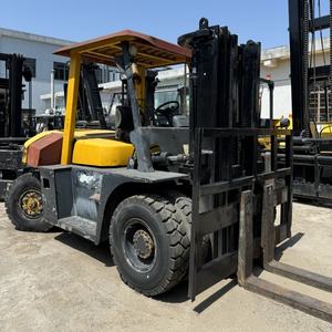 Chariot élévateur TCM FD25T3 6T d'occasion, mât à 2/3 étages, moteur diesel, haute efficacité, faible nombre d'heures, hauteur de levage de 3000 mm, bien entretenu, prêt à travailler - Product Image 2