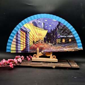 Abanico de Mano de Madera Tallado, Ecológico, con Forro de Bambú, Diseño de Pirámide, Hecho a Mano, Personalizado, Regalo de Decoración para el Hogar y Bodas - Product Image 1