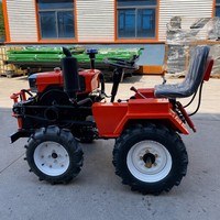 Tractor Agrícola de Cuatro Ruedas con Motor Diésel, Elevación Hidráulica y Enganche de Tres Puntos para Múltiples Implementos