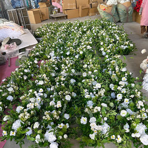 พรมดอกไม้ประดิษฐ์สำหรับงานแต่งงาน ขายดี ดอกกุหลาบขาวและใบไม้ประดับตกแต่งทางเดิน - Product Image 3