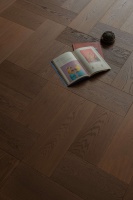 Parquet en bois d'ingénierie Chêne Blanc Cacao FSC Premium, forme géométrique spéciale pour villa de luxe