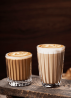 Verre à café rayé vintage pour Americano glacé, Latte, Flat White, Mocha, Dirty, Cold Brew – Idéal pour cafés et restaurants