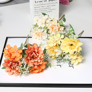Fleurs artificielles de dahlia Lichao en soie, réalistes, pour mariage, décoration de la maison, bouquet orange, jaune, rose, champagne, blanc - Product Image 1