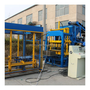 Máquina para Hacer Bloques QT4-15 de Alta Capacidad, Máquina Automática para Ladrillos con Mezcladora, Cinta Transportadora y Apilador para Construcción - Product Image 5