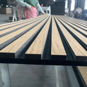 Paneles Acústicos Decorativos de <span class=keywords><strong>Pared</strong></span> de Listones de Fieltro con Chapa de Madera de Roble Efecto Tecnológico Estándar Comercial, Paneles Acanalados AKU de MDF de Alta Gama con Aislamiento Acústico - Product Image 1