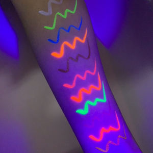 قلم كحل نيون سائل معدني مقاوم للماء احترافي 23 لون ألوان نابضة بالحياة يدوم طويلاً سهل الخطوط العريضة - Product Image 6