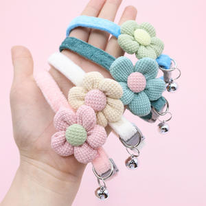 Collar de moda <span class=keywords><strong>para</strong></span> mascotas, bonito collar de perro bordado con campana <span class=keywords><strong>para</strong></span> gatos, accesorios <span class=keywords><strong>para</strong></span> mascotas - Product Image 1