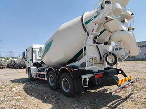 Bétonnière sur camion diesel XS312 neuve avec grande capacité de tambour et moteur fiable pour la construction - Product Image 6