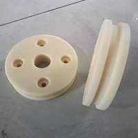 Usinage CNC Nylon POM HDPE Roues de guidage Roues en plastique pour jouets Roues de poulie en plastique avec courroie