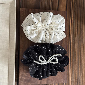 Pince à cheveux coréenne plissée à pois avec fleur, pince banane pour femme, accessoire pour cheveux avec nœud - Product Image 3