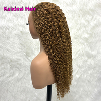 Perruque Lace Front Bouclée Jerry Blonde Miel 13x6 Cheveux Humains Vierges Brésiliens Perruques Sans Colle avec Dentelle Transparente 13x4 pour Femmes