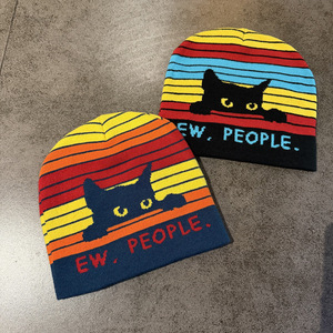 Berretto Invernale Unisex Caldo con Risvolto, Lavorato a Maglia, con Motivo Gatto Nero Divertente e Strisce Tramonto, Stile Beanie, per Commercio all'Ingrosso - Product Image 4
