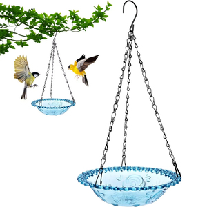 Mangeoire et abreuvoir pour oiseaux détachable d'extérieur - Décoration de jardin suspendue avec crochet pour oiseaux sauvages, plateau à graines imperméable et bassin anti-éclaboussures - Product Image 3