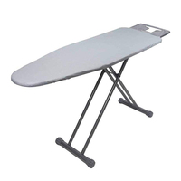 Planche à repasser pliable à trois niveaux réglable en métal avec 4 pieds en acier, type sur pied, pour la maison, la buanderie, le dortoir, incluant un porte-vêtements