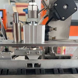 Vente directe d'usine USB-C fabrication de câbles de données connecteur USB-C machine à souder machine de fabrication de fil de données - Product Image 3