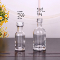 Mini bouteilles d'alcool en verre transparent de 1 oz Mini bouteilles de whisky 30ml 50ml Petite bouteille d'alcool à vin avec bouchon hermétique