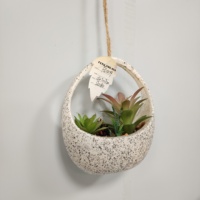 Pot suspendu en céramique mouchetée avec succulentes artificielles - Mini plantes artificielles pour la décoration intérieure, du bureau ou des murs