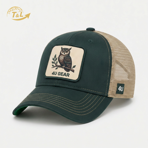 Gorra Trucker de Malla con Bordado Personalizado al por Mayor 4U, 6 Paneles, Visera Plana, Cierre Ajustable, Estilo con Imagen Disponible, Para Todas las Estaciones - Product Image 1
