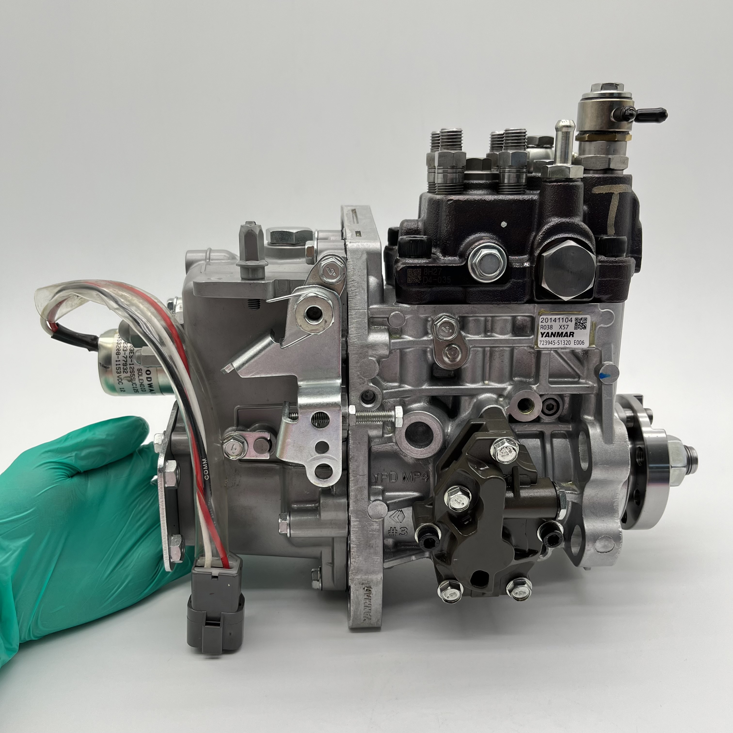 brand new fuel injection pump 723945-51320  for  Komatsu S4D106-2SFA Yanmar 4TNV106T-S2FA for Yanmar pump 723945-51320
