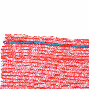 Sacs en maille de pomme de terre rouge PP de bonne qualité avec cordon d'étanchéité et logo personnalisable pour une utilisation agricole - Product Image 4