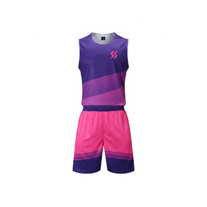 Uniforme de Baloncesto Estampado para Hombre Adulto Hecho en Pakistán con Logotipo Frontal Antibacterial, Nombre del Equipo Personalizado, Precio Bajo - Product Image 1